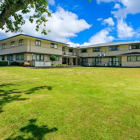 Albany Oak Motel Auckland Bagian luar foto