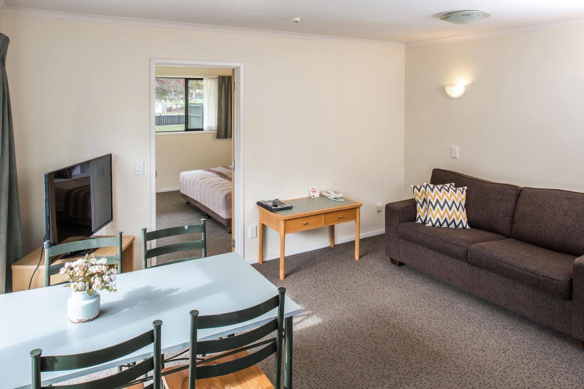 Albany Oak Motel Auckland Bagian luar foto