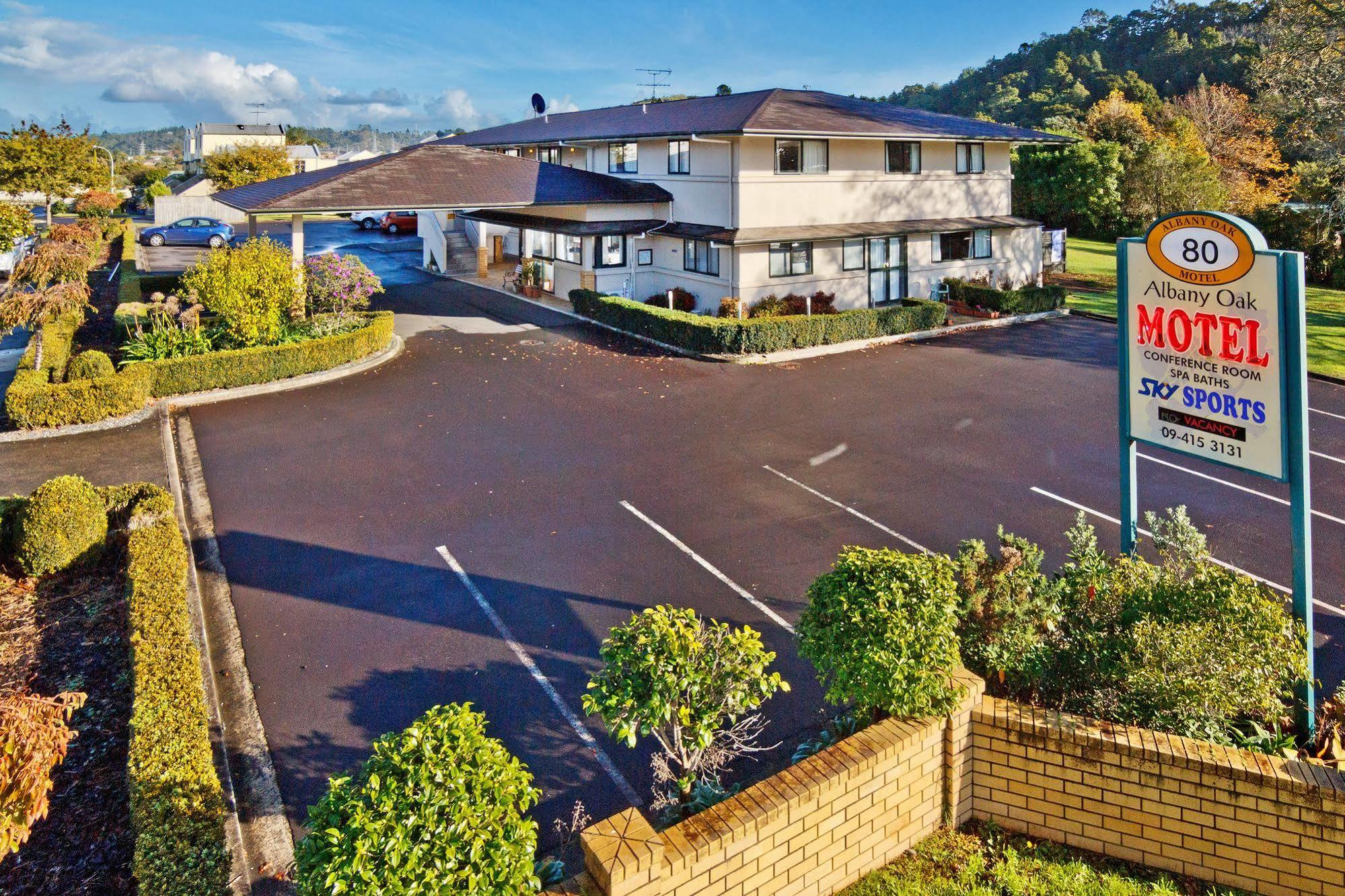 Albany Oak Motel Auckland Bagian luar foto