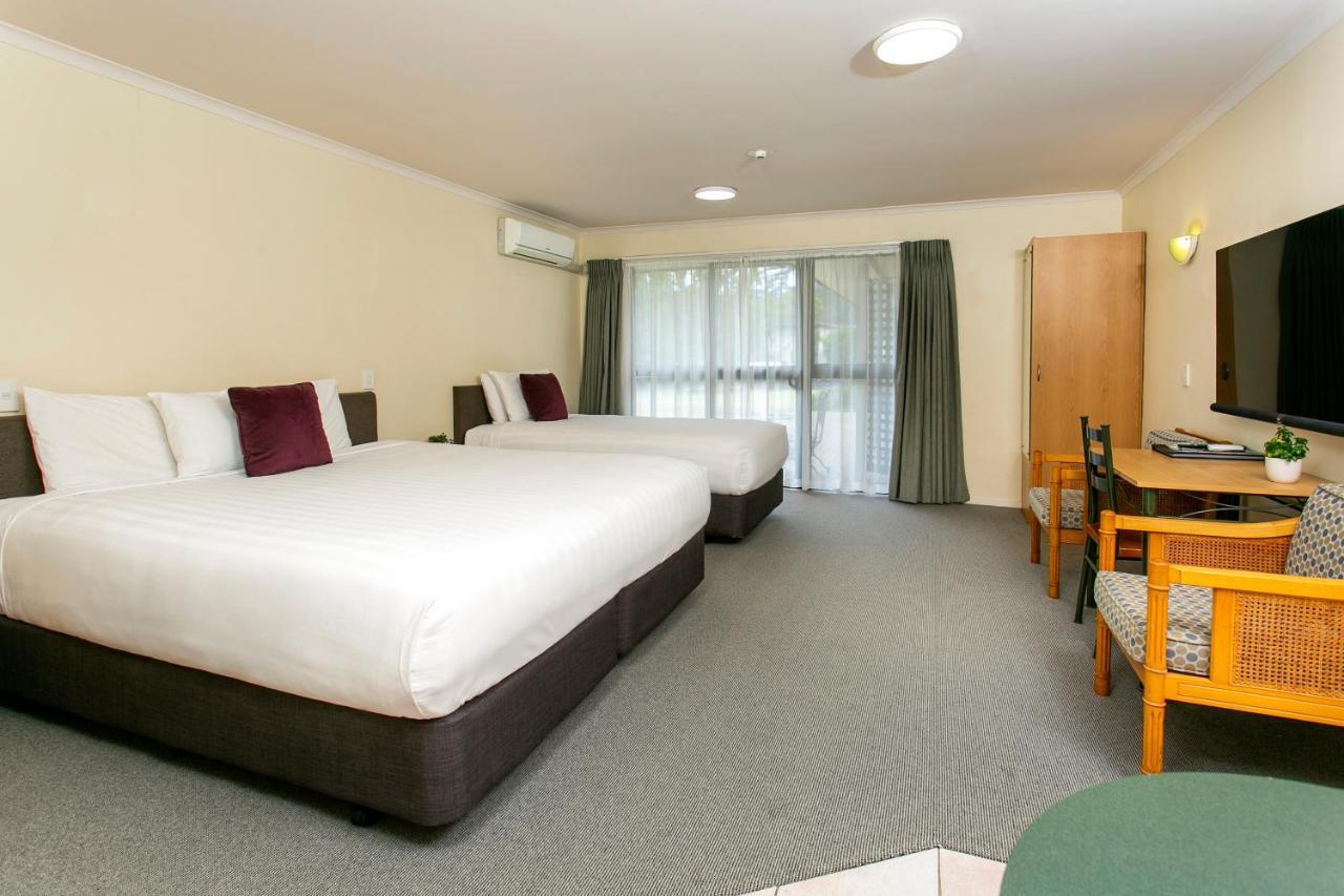 Albany Oak Motel Auckland Bagian luar foto